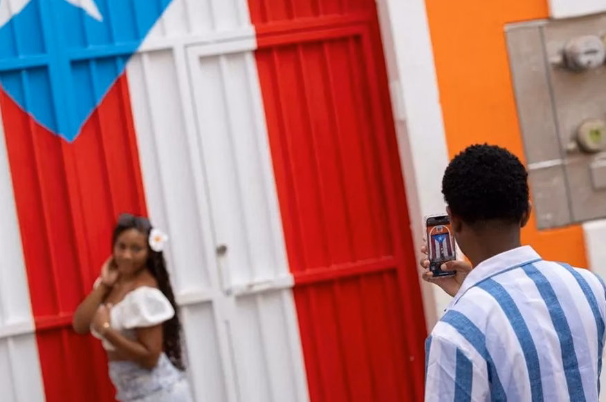 En Guadeloupe, la jeunesse exprime un profond sentiment d&rsquo;injustice tout en cherchant à affirmer son identité française